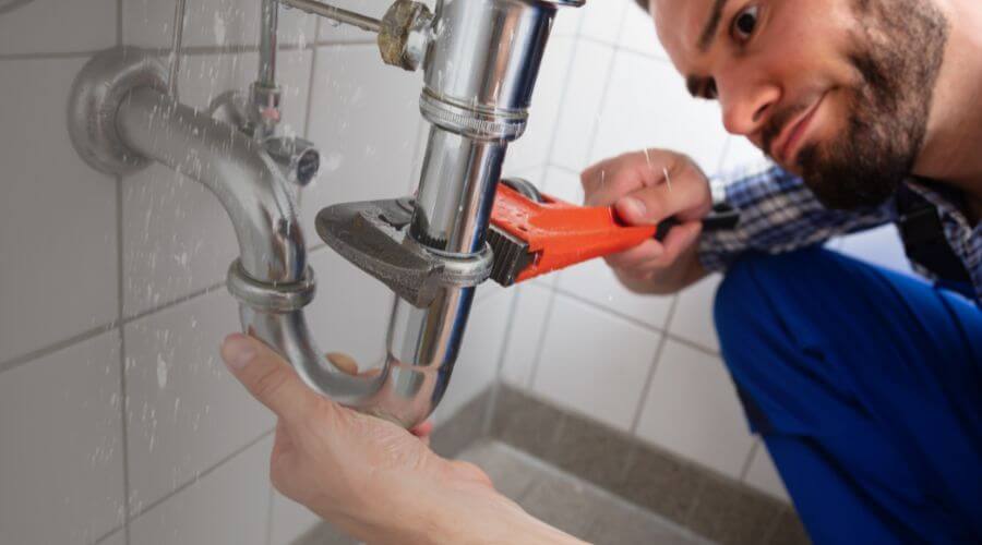 Professional emergency plumbing in Brixey, MO
